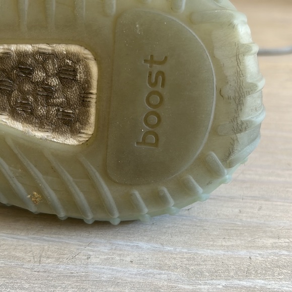 Adidas Men’s Shoes 8.5 - Picture 4 of 7